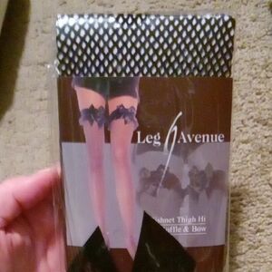 New Leg Avenue Black Fishnet Thigh High Stockings ONE SIZE